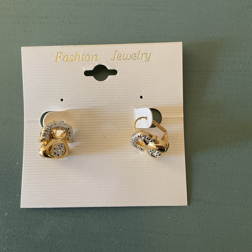 Vintage MCM Gold Tone Rotary Telephone  Earrings Very Cute‎